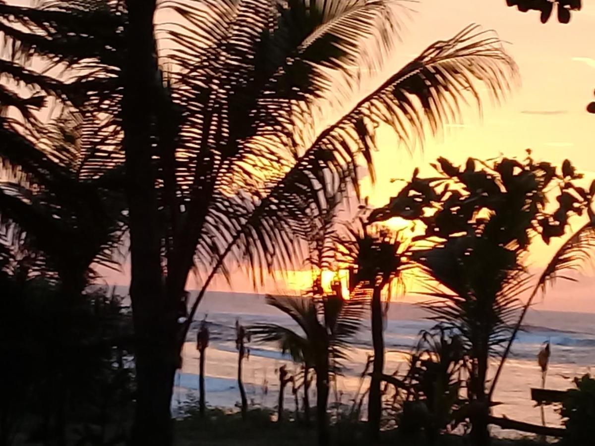 Castaway Surf Retreat 1 Hotel Sekongkang Ngoại thất bức ảnh