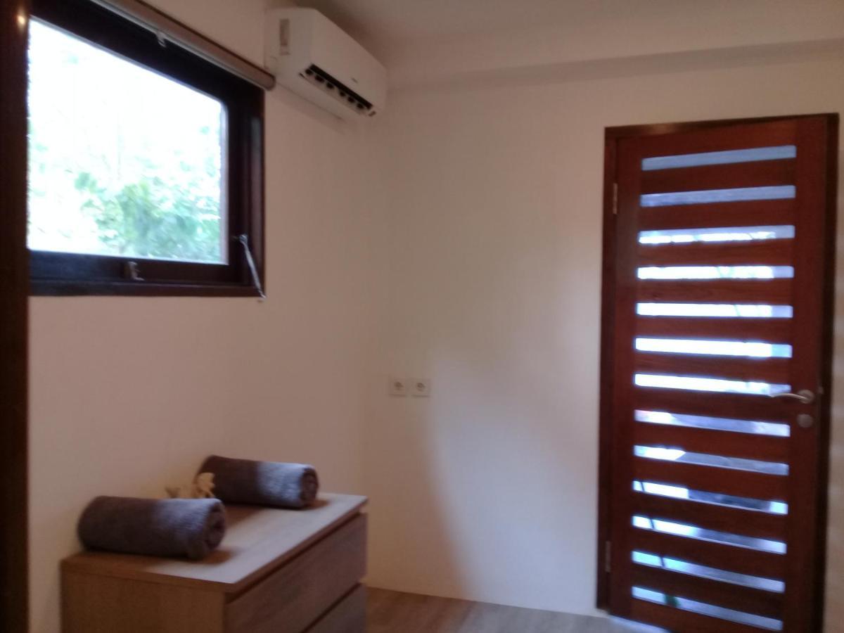 Castaway Surf Retreat 1 Hotel Sekongkang Ngoại thất bức ảnh