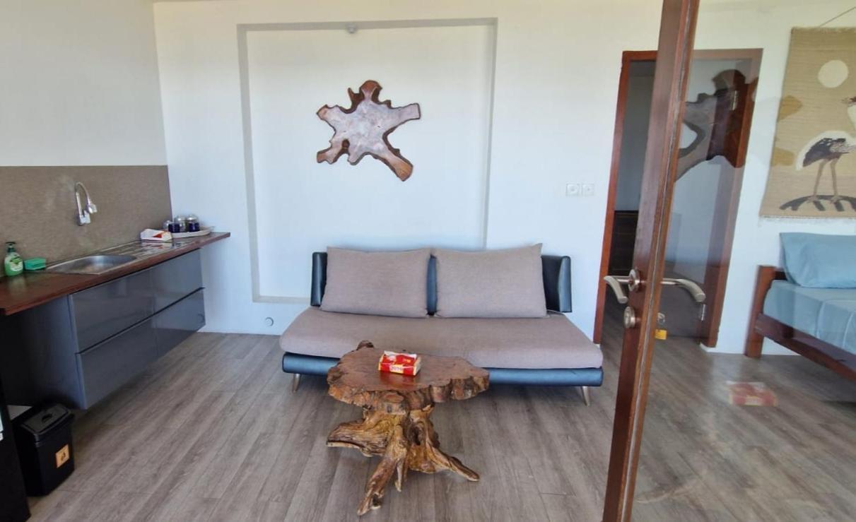 Castaway Surf Retreat 1 Hotel Sekongkang Ngoại thất bức ảnh